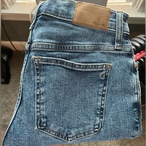 Madewell 26T Mid Rise Perfect Vintage Jean